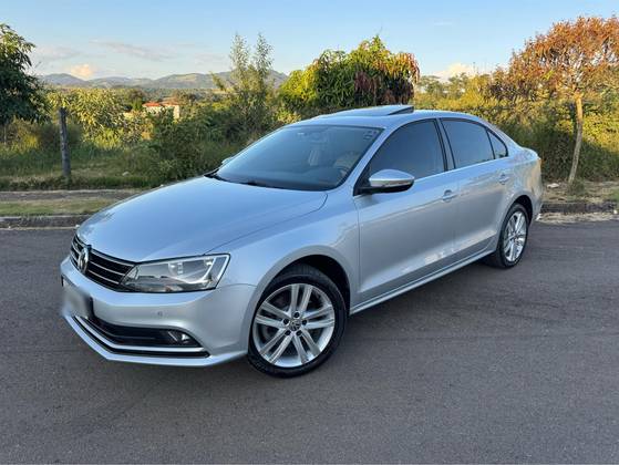 VOLKSWAGEN JETTA 2015 2.0 TSI HIGHLINE 211CV GASOLINA 4P TIPTRONIC