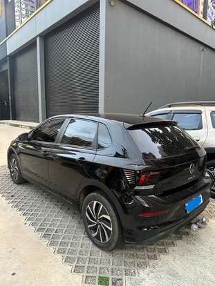 VOLKSWAGEN-POLO-2023