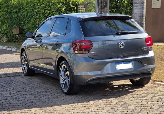 VOLKSWAGEN-POLO-2019