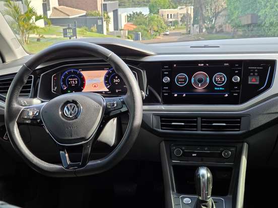 VOLKSWAGEN-POLO-1.0 200 TSI HIGHLINE AUTOMÁTICO VOLKSWAGEN-POLO-2019