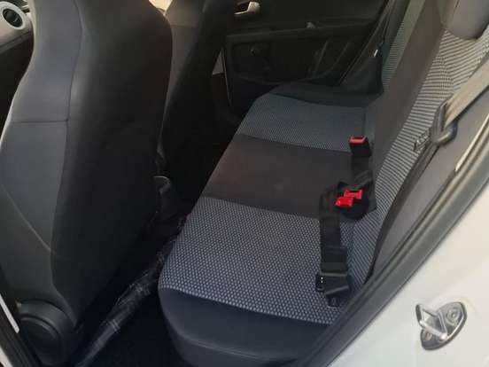 VOLKSWAGEN-UP-1.0 MPI MOVE UP 12V FLEX 4P AUTOMATIZADO VOLKSWAGEN-UP-2014