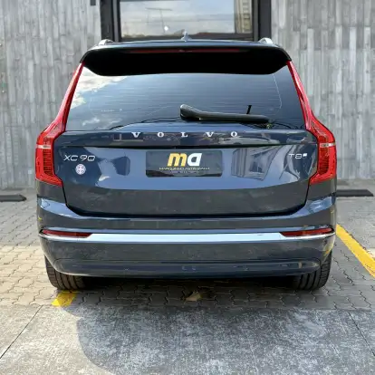 VOLVO-XC90-2024