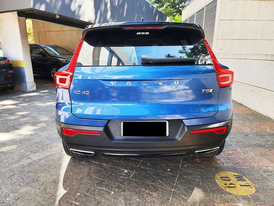 VOLVO-XC40-2.0 T5 GASOLINA R-DESIGN AWD GEARTRONIC VOLVO-XC40-2019