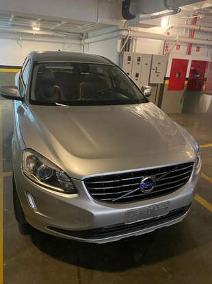 VOLVO-XC60-2016