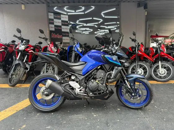 YAMAHA MT-03 ABS YAMAHA MT-03 ABS