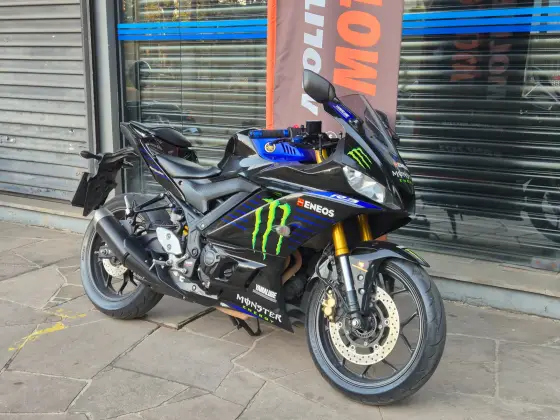 YAMAHA YZF R3 MONSTER ABS 