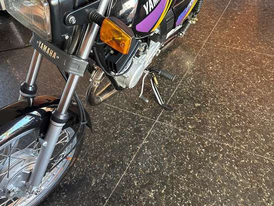 YAMAHA-RD 135 YAMAHA-RD 135-1994