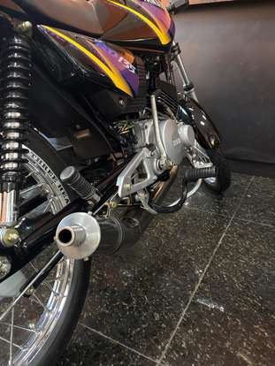 YAMAHA-RD 135 YAMAHA-RD 135-1994