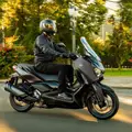 YAMAHA XMAX 300 CONNECTED ABS YAMAHA XMAX 300 CONNECTED ABS