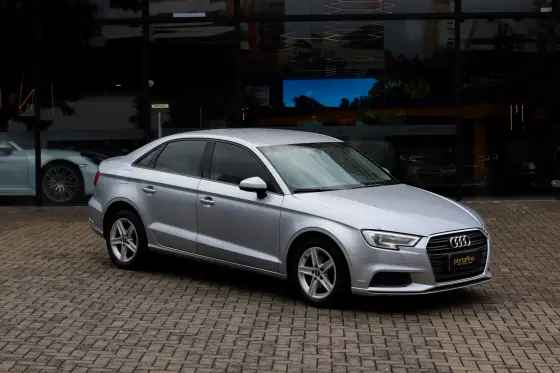 AUDI A3 1.4 TFSI SEDAN ATTRACTION 16V FLEX 4P TIPTRONIC AUDI A3 1.4 TFSI SEDAN ATTRACTION 16V FLEX 4P TIPTRONIC