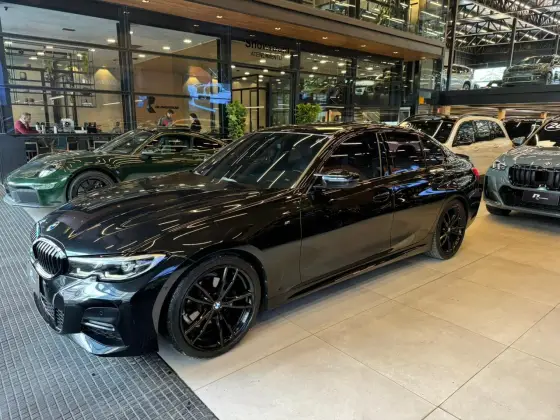 BMW 320i 2.0 16V TURBO FLEX M SPORT AUTOMÁTICO BMW 320i 2.0 16V TURBO FLEX M SPORT AUTOMÁTICO