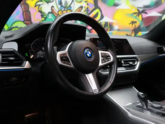 BMW-330e-2.0 16V TURBO HÍBRIDO M SPORT AUTOMÁTICO BMW-330e-2022