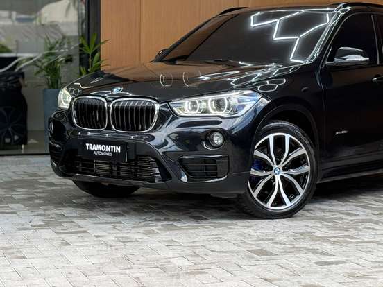 BMW-X1-2.0 16V TURBO ACTIVEFLEX XDRIVE25I SPORT 4P AUTOMÁTICO BMW-X1-2017