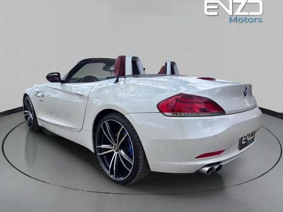 BMW-Z4-2.0 16V TURBO GASOLINA SDRIVE20I AUTOMÁTICO BMW-Z4-2015
