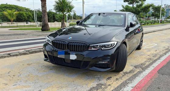 BMW 320i 2.0 16V TURBO GASOLINA M SPORT AUTOMÁTICO