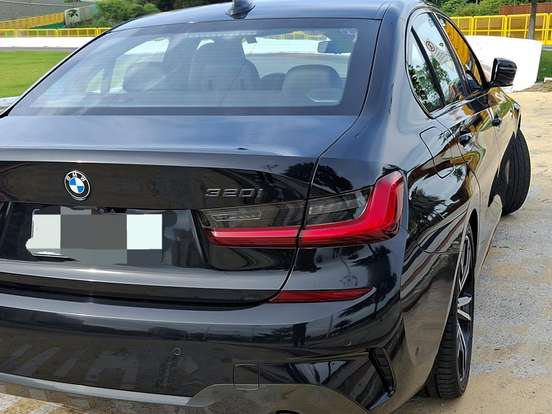 BMW-320i-2.0 16V TURBO GASOLINA M SPORT AUTOMÁTICO BMW-320i-2019