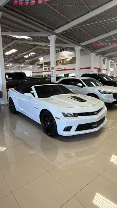 CHEVROLET CAMARO 6.2 2SS CONVERSÍVEL V8 GASOLINA 2P AUTOMÁTICO CHEVROLET CAMARO 6.2 2SS CONVERSÍVEL V8 GASOLINA 2P AUTOMÁTICO
