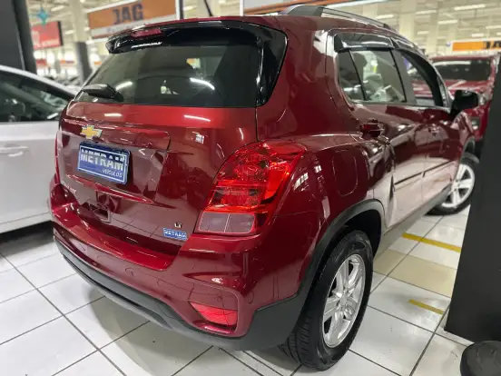 CHEVROLET-TRACKER-2017