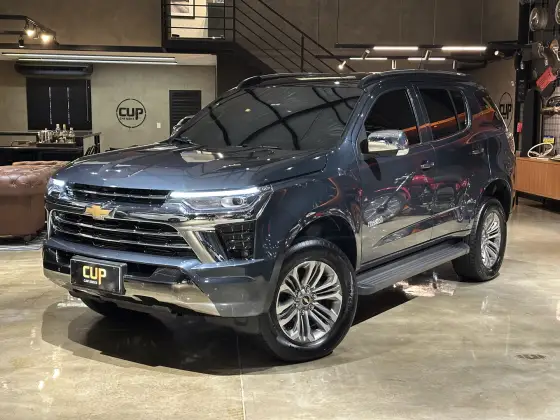CHEVROLET TRAILBLAZER 2.8 16V TURBO DIESEL HIGH COUNTRY 7L 4X4 AUTOMÁTICO CHEVROLET TRAILBLAZER 2.8 16V TURBO DIESEL HIGH COUNTRY 7L 4X4 AUTOMÁTICO