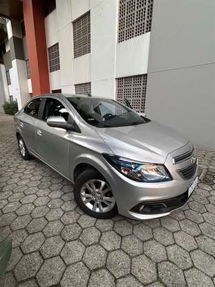 CHEVROLET-PRISMA-2015