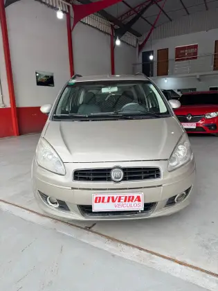 FIAT IDEA 1.4 MPI ATTRACTIVE 8V FLEX 4P MANUAL FIAT IDEA 1.4 MPI ATTRACTIVE 8V FLEX 4P MANUAL