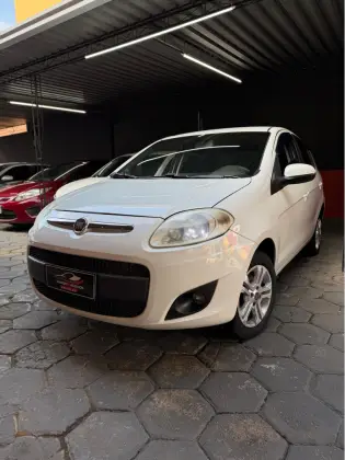 FIAT PALIO 1.4 MPI ATTRACTIVE 8V FLEX 4P MANUAL FIAT PALIO 1.4 MPI ATTRACTIVE 8V FLEX 4P MANUAL