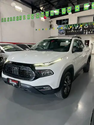 FIAT TORO 1.3 TURBO 270 FLEX FREEDOM AT6 FIAT TORO 1.3 TURBO 270 FLEX FREEDOM AT6