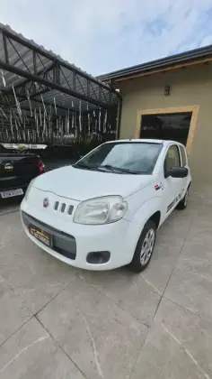 FIAT UNO 1.0 EVO VIVACE 8V FLEX 2P MANUAL FIAT UNO 1.0 EVO VIVACE 8V FLEX 2P MANUAL