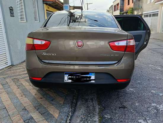 FIAT-GRAND SIENA-1.6 MPI ESSENCE 16V FLEX 4P AUTOMATIZADO FIAT-GRAND SIENA-2014