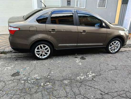 FIAT-GRAND SIENA-2014