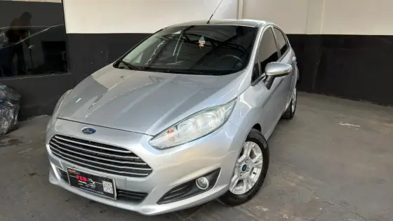 FORD FIESTA 1.6 SE HATCH 16V FLEX 4P MANUAL FORD FIESTA 1.6 SE HATCH 16V FLEX 4P MANUAL