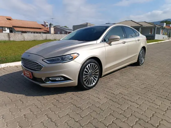 FORD FUSION 2.0 TITANIUM AWD 16V GASOLINA 4P AUTOMÁTICO FORD FUSION 2.0 TITANIUM AWD 16V GASOLINA 4P AUTOMÁTICO