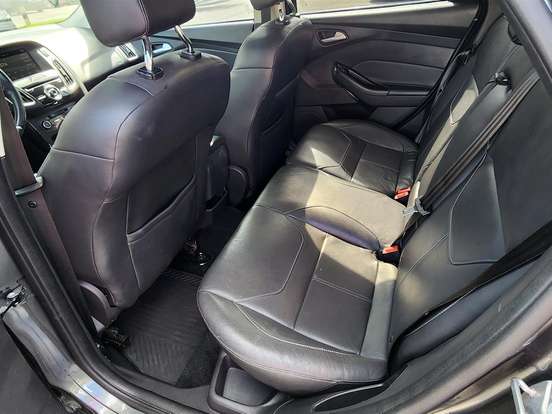 FORD-FOCUS-2.0 TITANIUM PLUS FASTBACK 16V FLEX 4P POWERSHIFT FORD-FOCUS-2017