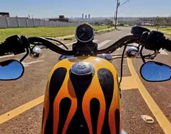 HARLEY-DAVIDSON SPORTSTER XL 883 R HARLEY-DAVIDSON SPORTSTER XL 883 R