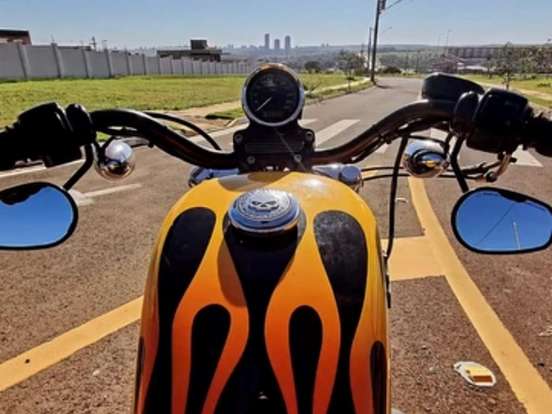 HARLEY-DAVIDSON-SPORTSTER XL 883 R HARLEY-DAVIDSON-SPORTSTER XL 883 R-2009