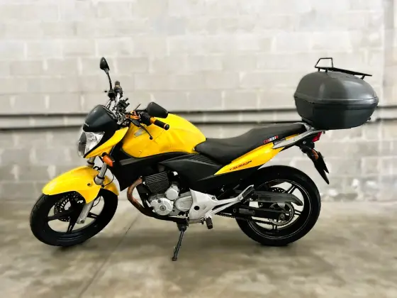 HONDA CB 300R 