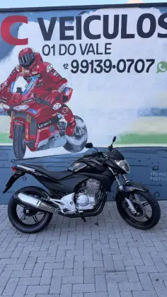 HONDA CB 300R 