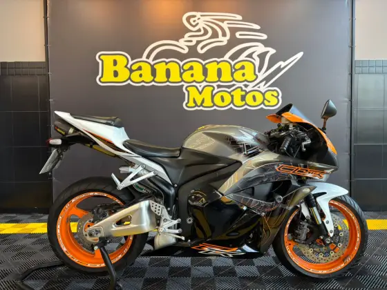 HONDA CBR 600RR HONDA CBR 600RR