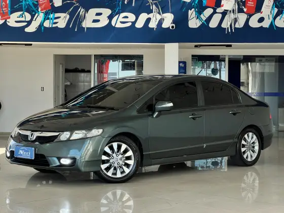 HONDA CIVIC 1.8 LXL 16V FLEX 4P AUTOMÁTICO HONDA CIVIC 1.8 LXL 16V FLEX 4P AUTOMÁTICO