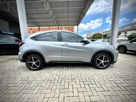 HONDA-HR-V-1.8 16V FLEX EX 4P AUTOMÁTICO HONDA-HR-V-2018