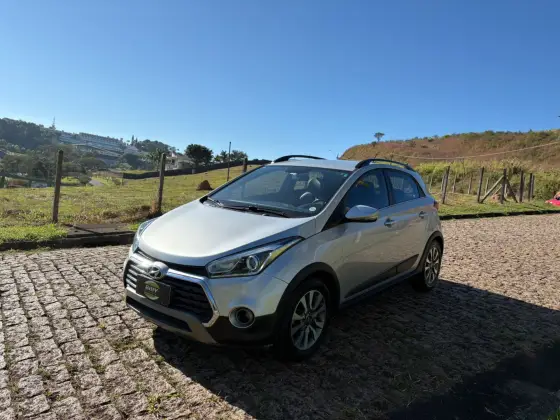 HYUNDAI HB20 1.6 PREMIUM 16V FLEX 4P AUTOMÁTICO