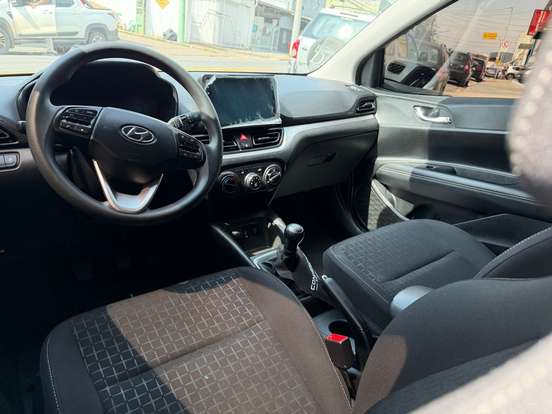 HYUNDAI-HB20-2024