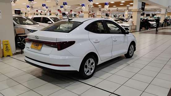 HYUNDAI-HB20S-2023