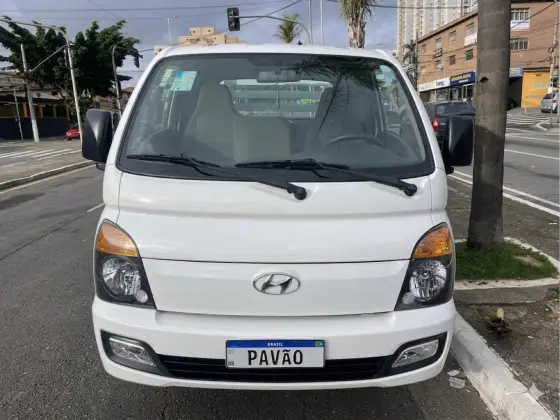 HYUNDAI HR 2.5 LONGO SEM CAÇAMBA 4X2 16V 130CV TURBO INTERCOOLER DIESEL 2P MANUAL