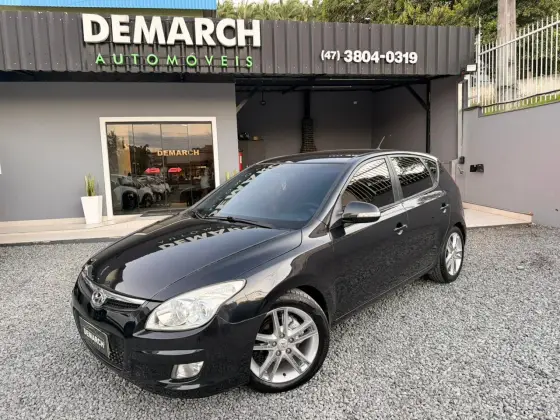 HYUNDAI I30 2.0 MPFI GLS 16V GASOLINA 4P MANUAL
