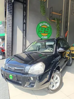 HYUNDAI TUCSON 2.0 MPFI GLS 16V 143CV 2WD GASOLINA 4P AUTOMÁTICO HYUNDAI TUCSON 2.0 MPFI GLS 16V 143CV 2WD GASOLINA 4P AUTOMÁTICO