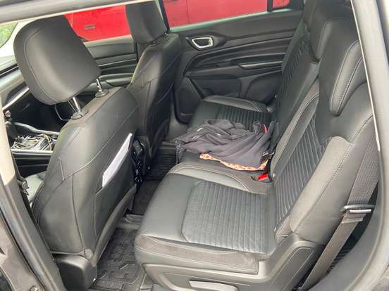 JEEP-COMMANDER-1.3 T270 TURBO FLEX LONGITUDE AT6 JEEP-COMMANDER-2023