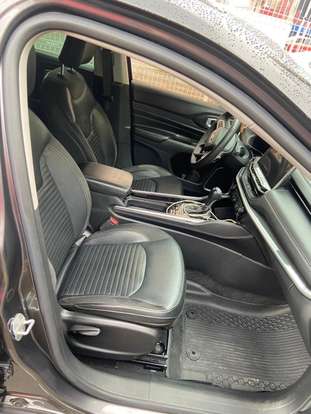 JEEP-COMMANDER-1.3 T270 TURBO FLEX LONGITUDE AT6 JEEP-COMMANDER-2023