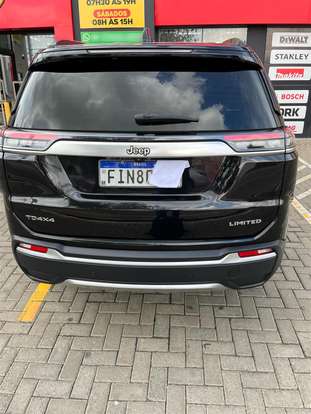 JEEP-COMMANDER-2022