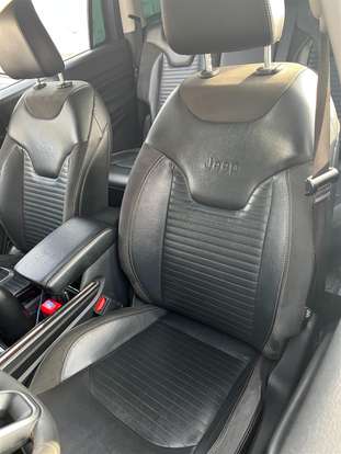 JEEP-COMMANDER-2022